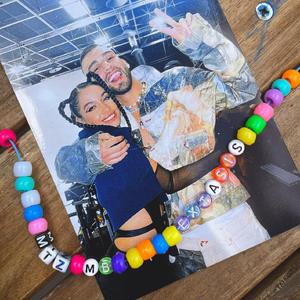 Sm女王圣水黄金视频
